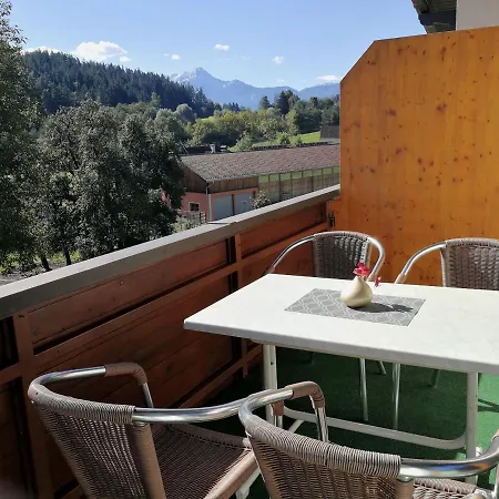 Ferienwohnungen Oranhof Velden am Woerthersee Exterior photo