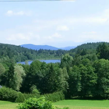 Ferienwohnungen Oranhof Velden am Woerthersee Exterior photo